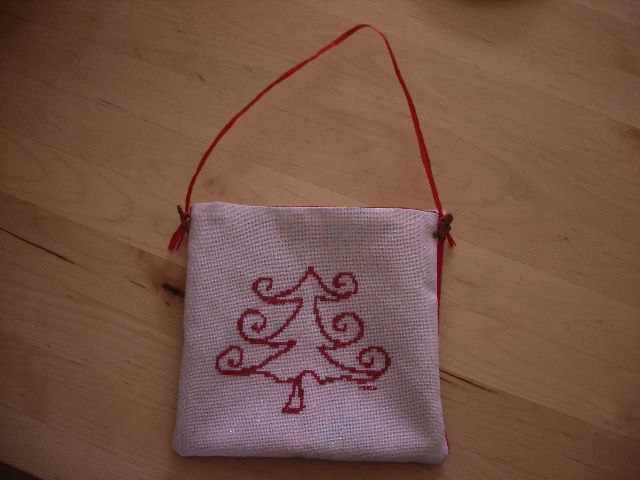 Un petit sac pour Noel ( Etape 2) - Au fil des fées Un petit sac pour Noel ( Etape 2) - Au fil des fées