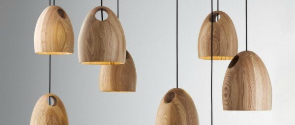 oak-pendant-lamps-by-ross-gardam-01-600x255