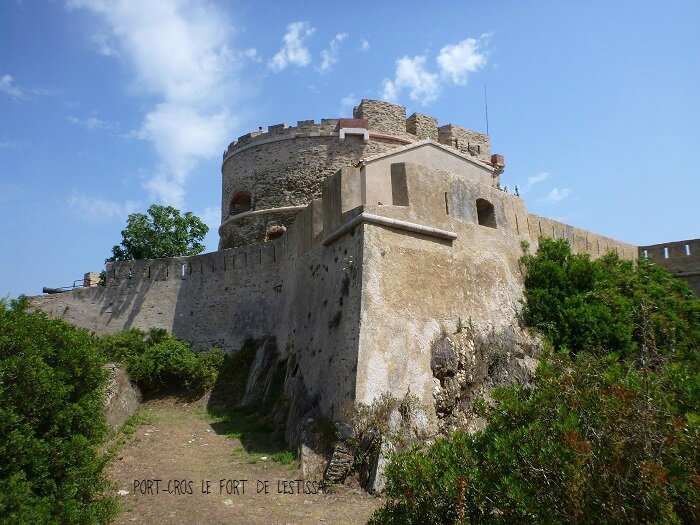 P1000374 fort de l'Estissac