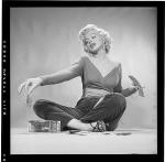 1953-06-COLLIERS_sitting-dress_gpb-sc_06-031-1-by_florea-1