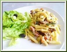 macaronis aux lardons et légumes macaronis aux lardons et légumes
