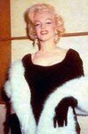 1953_Gala010_BlackDressWhiteFur_00200