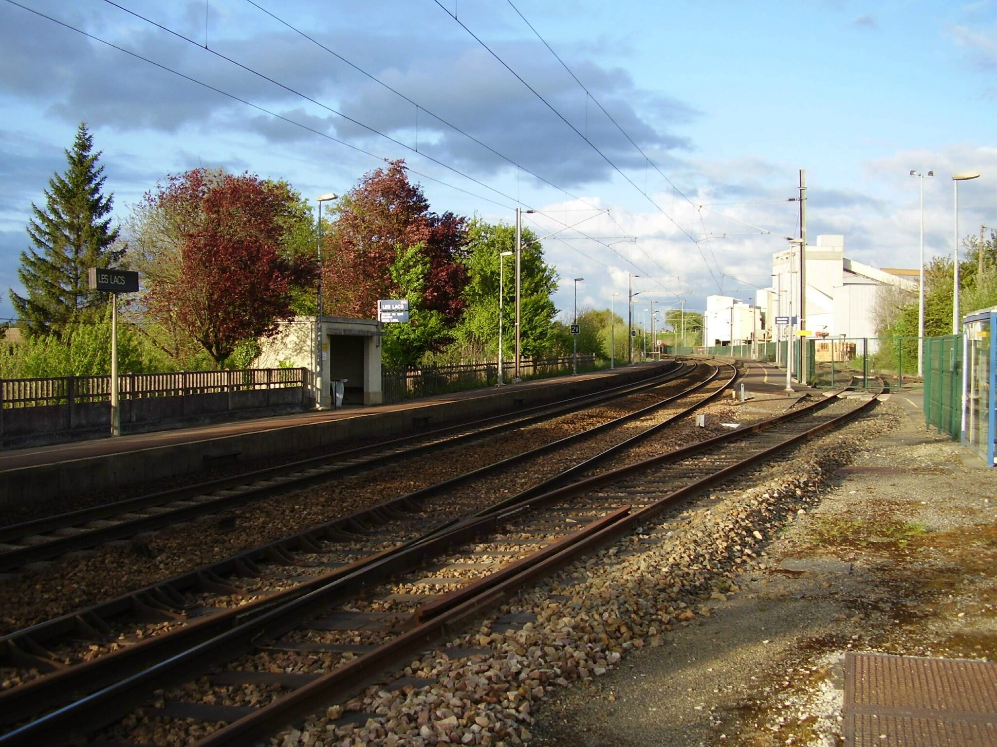 Gare Les Lacs (Ille et Vilaine). gares et trains