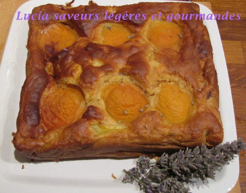 Gateau Provencal Aux Abricot Et A La Lavande Lucia Saveurs Legeres Et Gourmandes