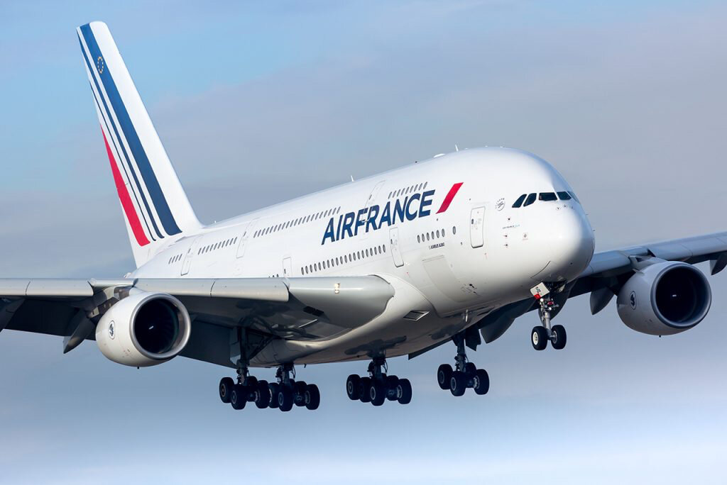 Fin De L Exploitation De La Totalite De La Flotte D Airbus A380 D Air France Ohlalair Le Design Dans Les Avions