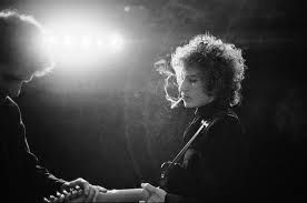 Bob_Dylan_Real_moments_cigarette