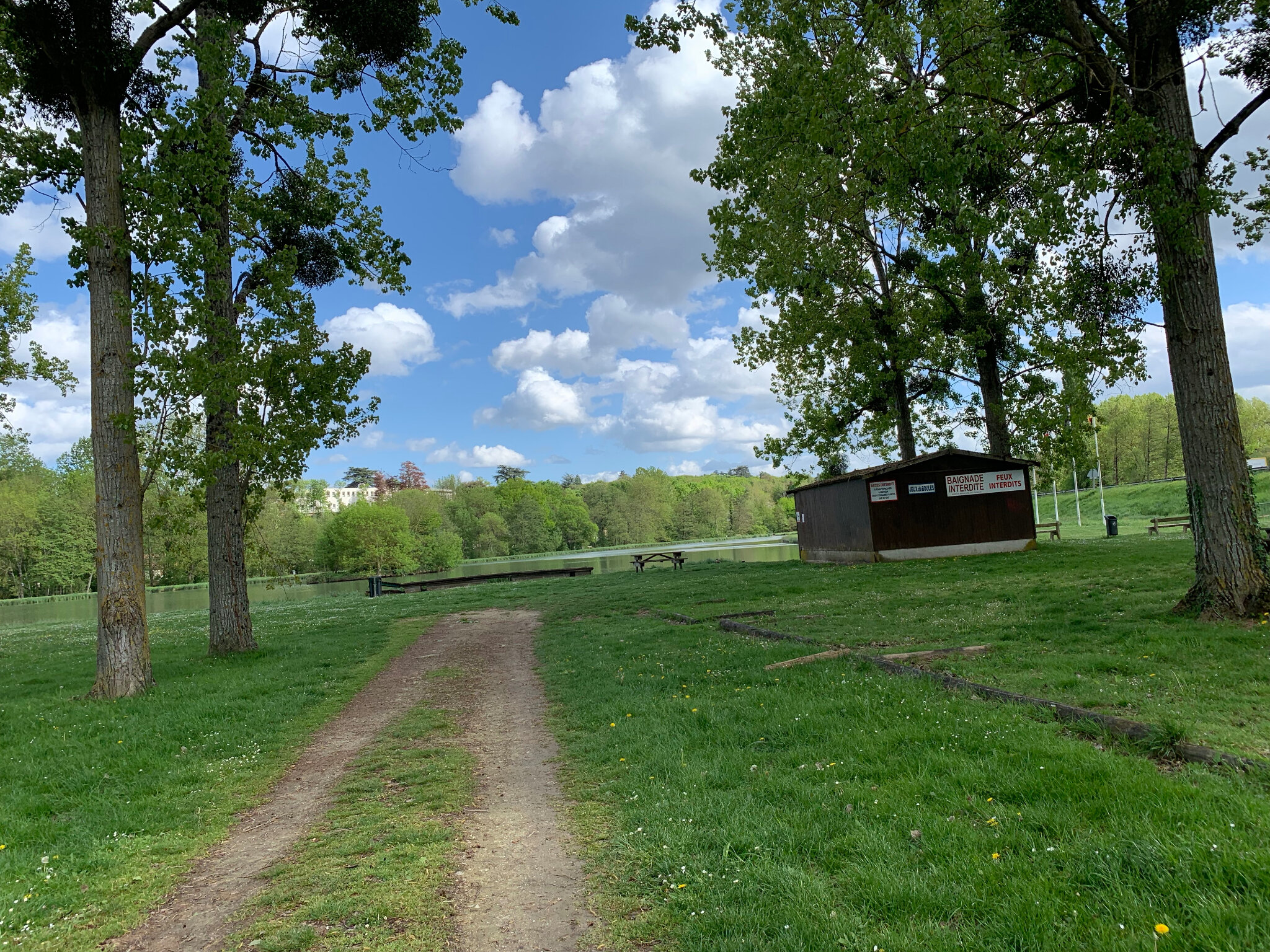 Etang De La Membrolle Sur Choisille Tours Et Ses Environs
