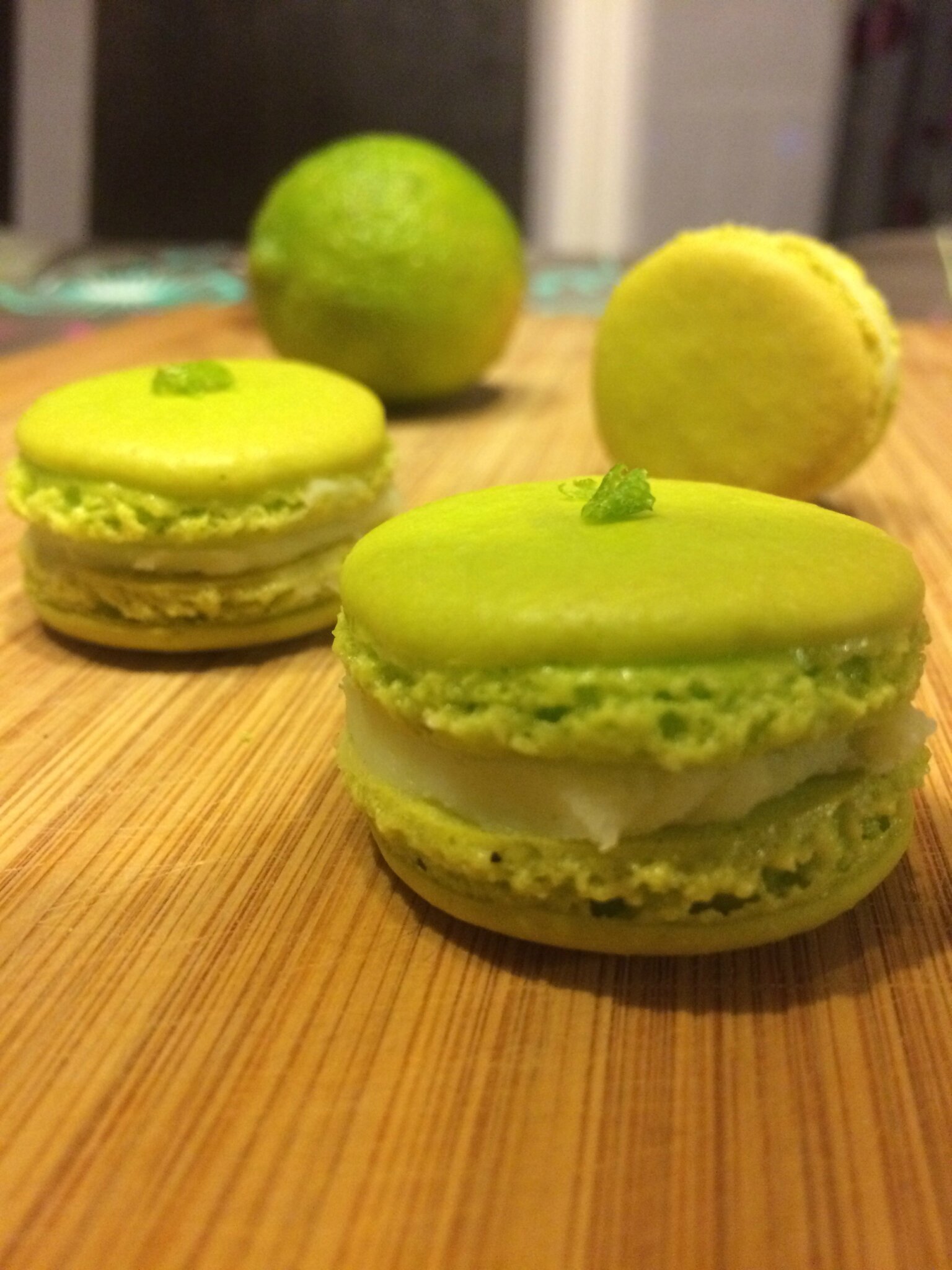  Macarons  au chocolat blanc et citron  vert  Quand super 