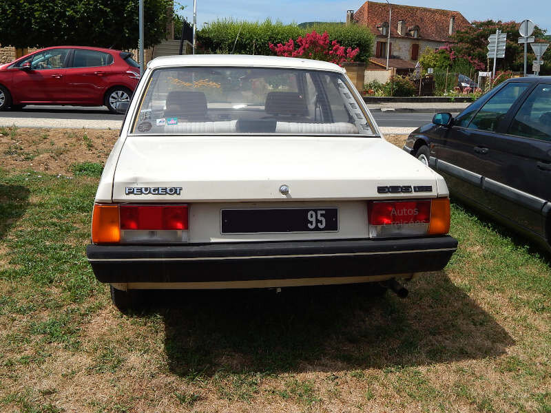 Peugeot505GLar