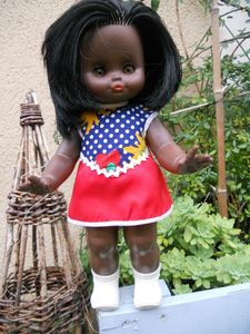 Petite poupée noire