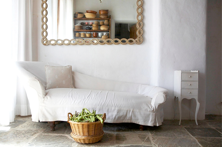 beautiful-white-sofa