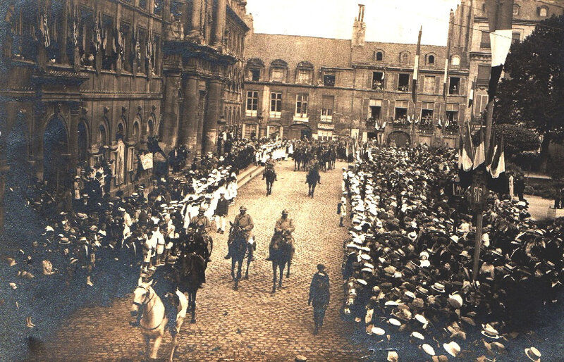 11 4 Caen, Défilé du Retour des Poilus le 13 septembre 1919