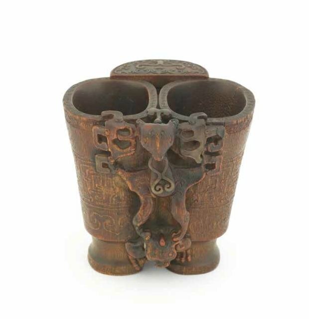 An exceptionally rare rhinoceros horn 'champion' vase, 17th-18th century