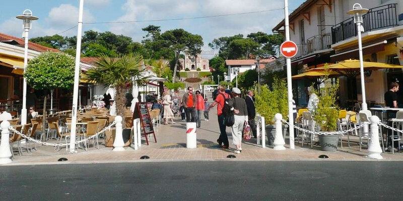 bles-riverains-se-plaignent-notamment-de-la-musique-et-de-l-etalement-des-terrasses-span-style-text-transform-uppercase-photo-b-d-span-b