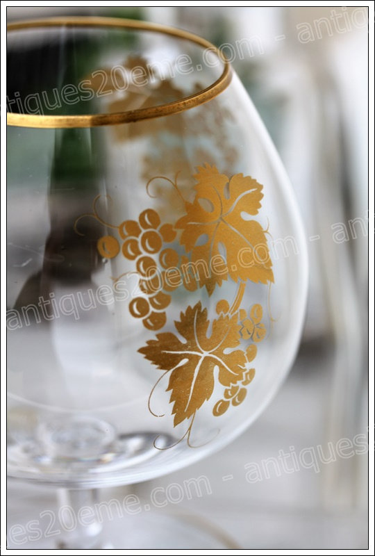 Antiques20ème, service à Armagnac cristal de Baccarat modèle Vignes d'Or
