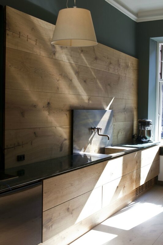 Dinesen-showroom-kitchen-by-Garde-Hvalsoe-via-Hviit-blog-Remodelista-4