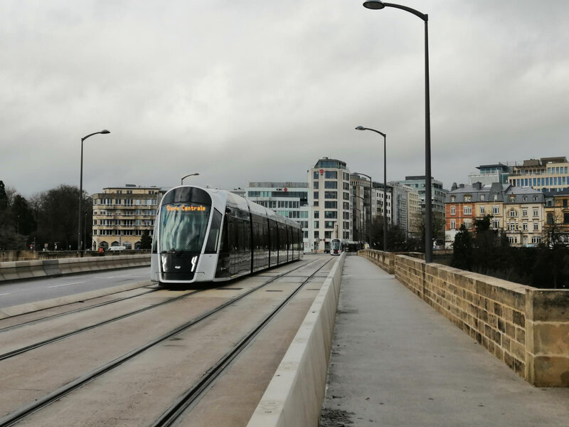 171220_tram-luxembourg-pont