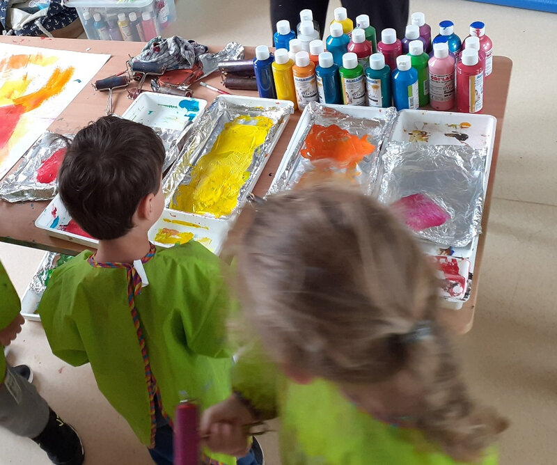 360-Personnages Animaux Monstres- Cache-cache peinture sur bois en maternelle (16)