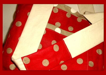 cabas_rouge_pois_gris_et_accessoires_Janv_20122
