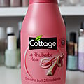 Review : douche lait stimulante à la rhubarbe rose de cottage