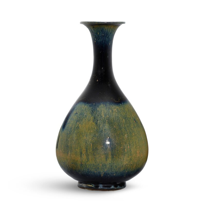 A black-glazed pear-shaped vase, Song dynasty