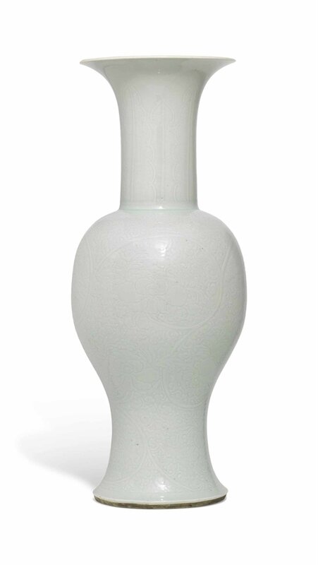 A large carved white-glazed baluster vase, Kangxi period (1662-1722)