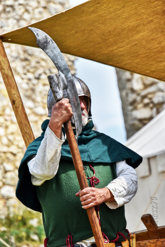 Guerre de cent ans dans le Poitou, château d'Angle sur l'Anglin