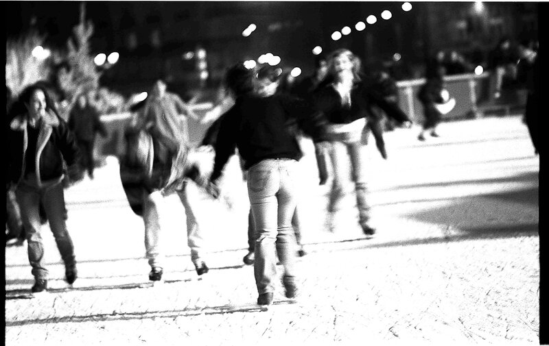 THANON-PARIS JOURS D'HIVERS, JOURS DE FROID 1997-199831-PATINEUR HOTEL ICE018-RETOUCHE