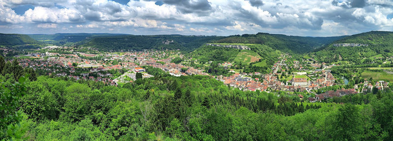 Ornans,_panorama_depuis_le_rocher_d'Ully