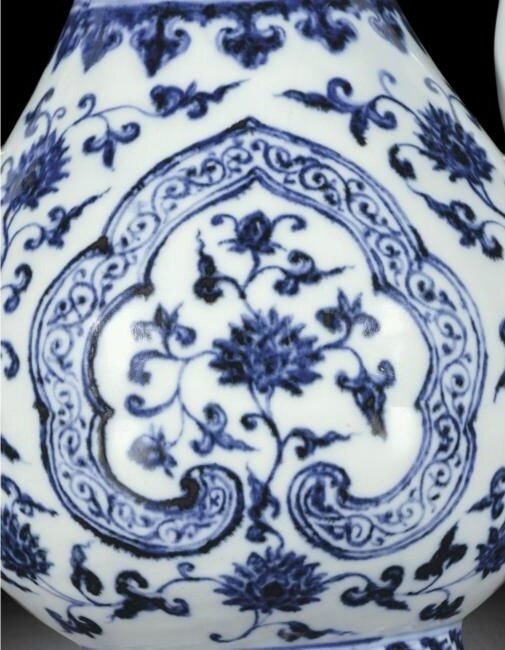 3rd Smurf Dynasty Ming Vase - Studio Schneemann