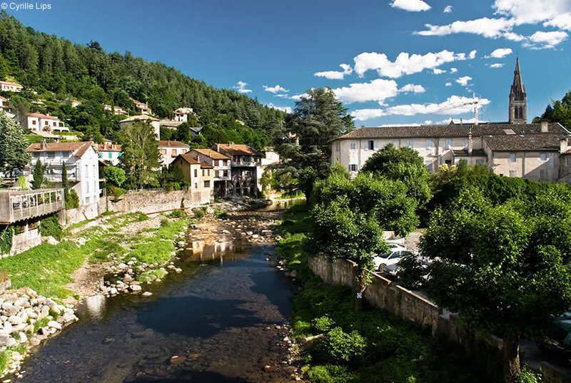 02-village-vals-les-bains
