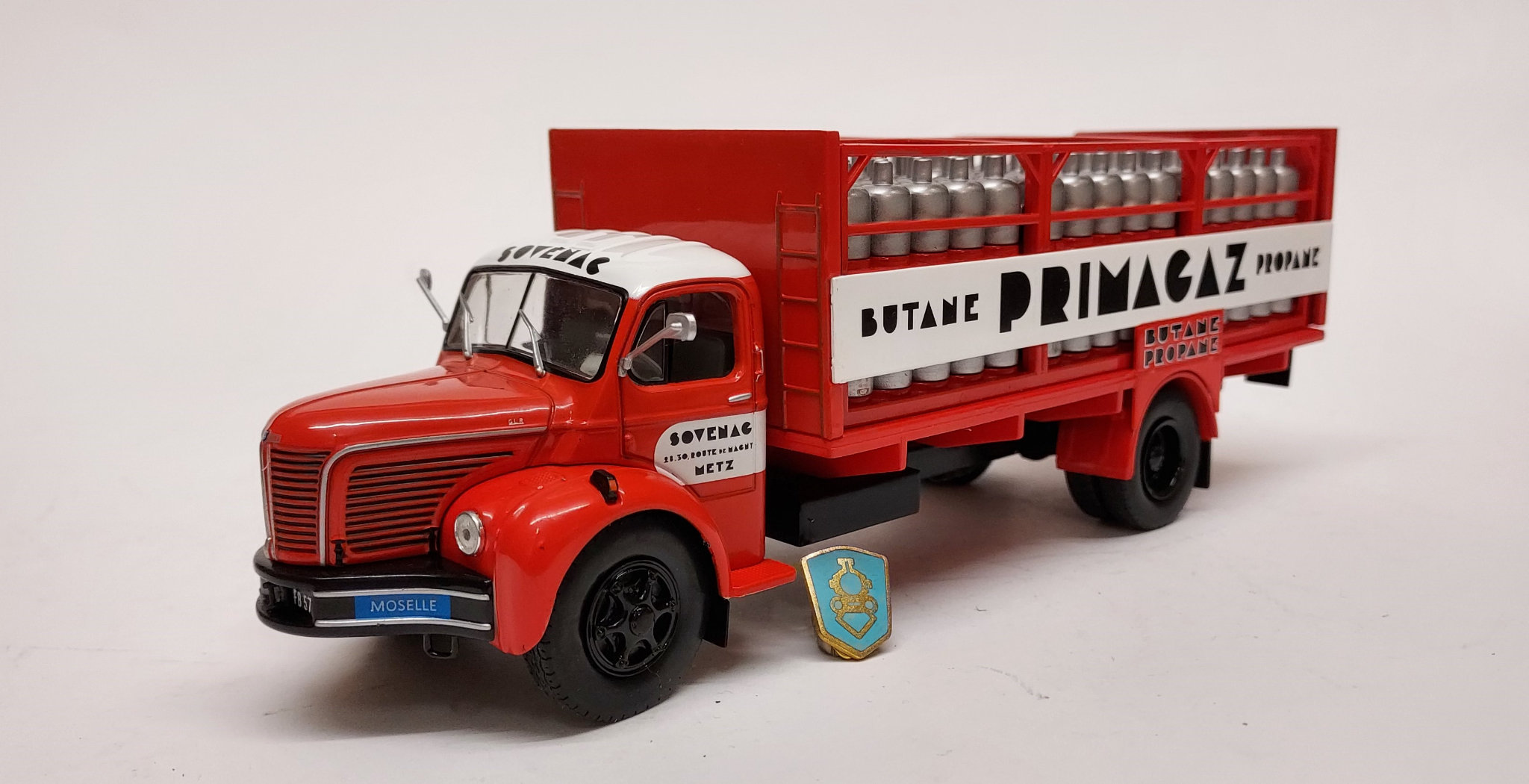 Norev Camion Bonbonnes de gaz 1964 1:43 (PM0085) au meilleur prix