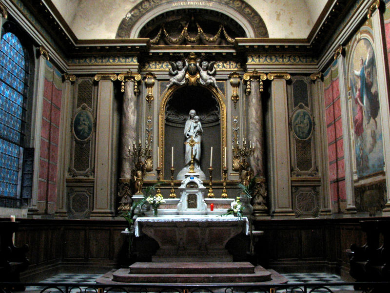 Eglise Notre Dame, autel de ND de Bordeaux