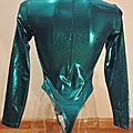 vue de dos version Turquoise metal liquid