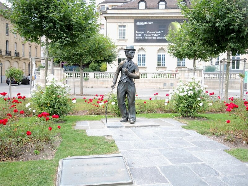 Corsier-sur-Vevey, rives du lac Leman, statue de Chaplin (Suisse)
