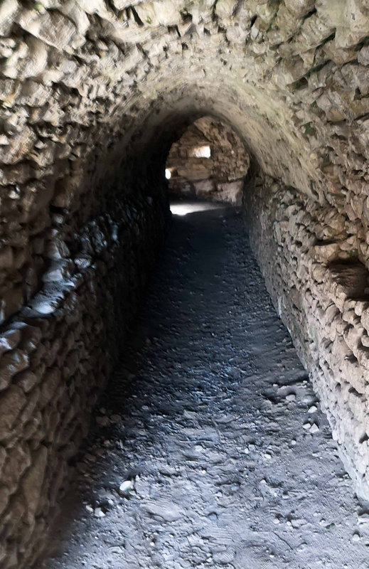 Mornas Forteresse 25