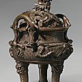 A bronze 'dragon' censer and cover, qing dynasty, 19th century