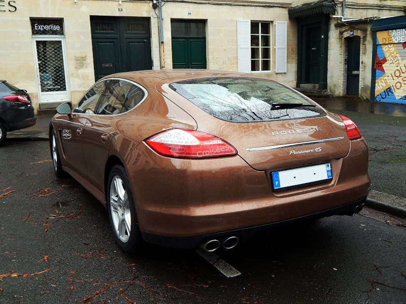 PorschePanamera4Sar1