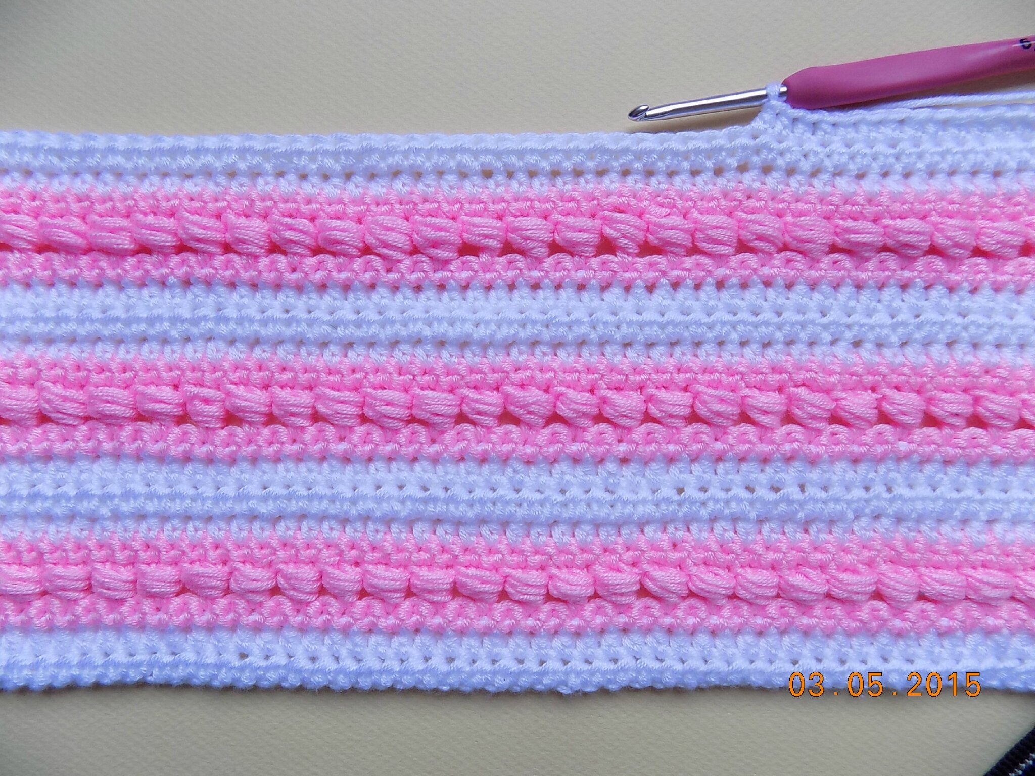 Couverture Bebe Au Crochet Debut De La Couverture Pour Ma Petite Fille Qui Arrive Fin Juin Tricot Choupie Tricote