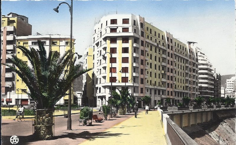 ORAN le boulevard front de mer  Photo de Cartes postales d'Algérie