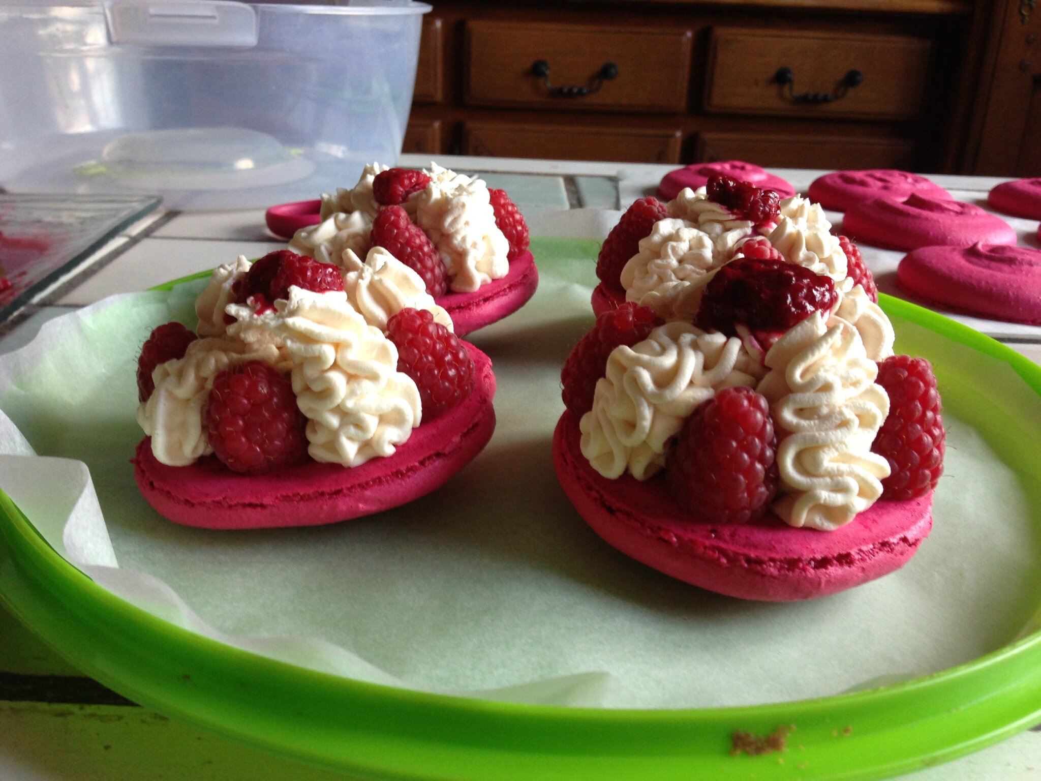 Gâteau macaron/framboise individuel - Gourmandises et créations