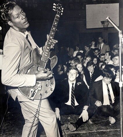 Chuck_Berry_Performing_Before_White_Audience