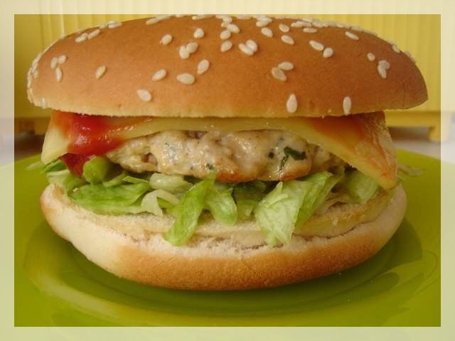 Hamburger au poulet - La cuisine du placard