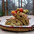 Strucla ( brioche polonaise roulée aux pommes, aux raisins secs et cannelle) foodista challenge #82