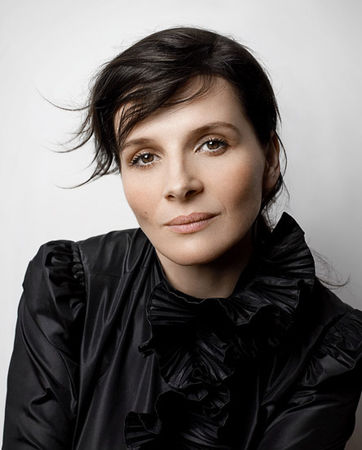 Binoche_Juliette_Satoshi_SH01