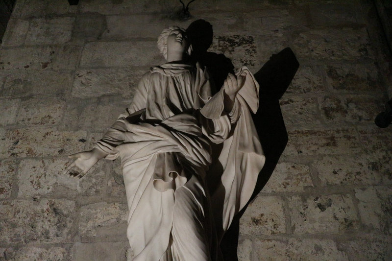 statue-cathédrale-rouen-visite-bougie