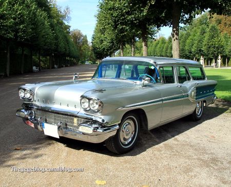 Pontiac star chief custom safari 4 door de 1958 (9ème Classic Gala de Schwetzingen 2011) 01