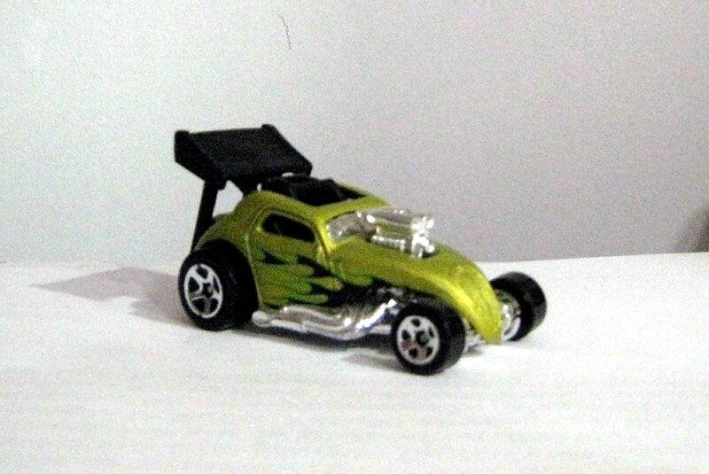 Fiat 500 Custom (Hotwheels 2009)