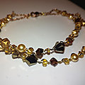 Bracelets fil de fer et enroulage sur perles.