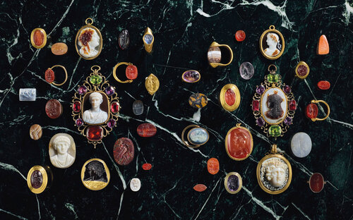 Christie's to offer miniature engraved gems formerly in the G. Sangiorgi  Collection - Alain.R.Truong